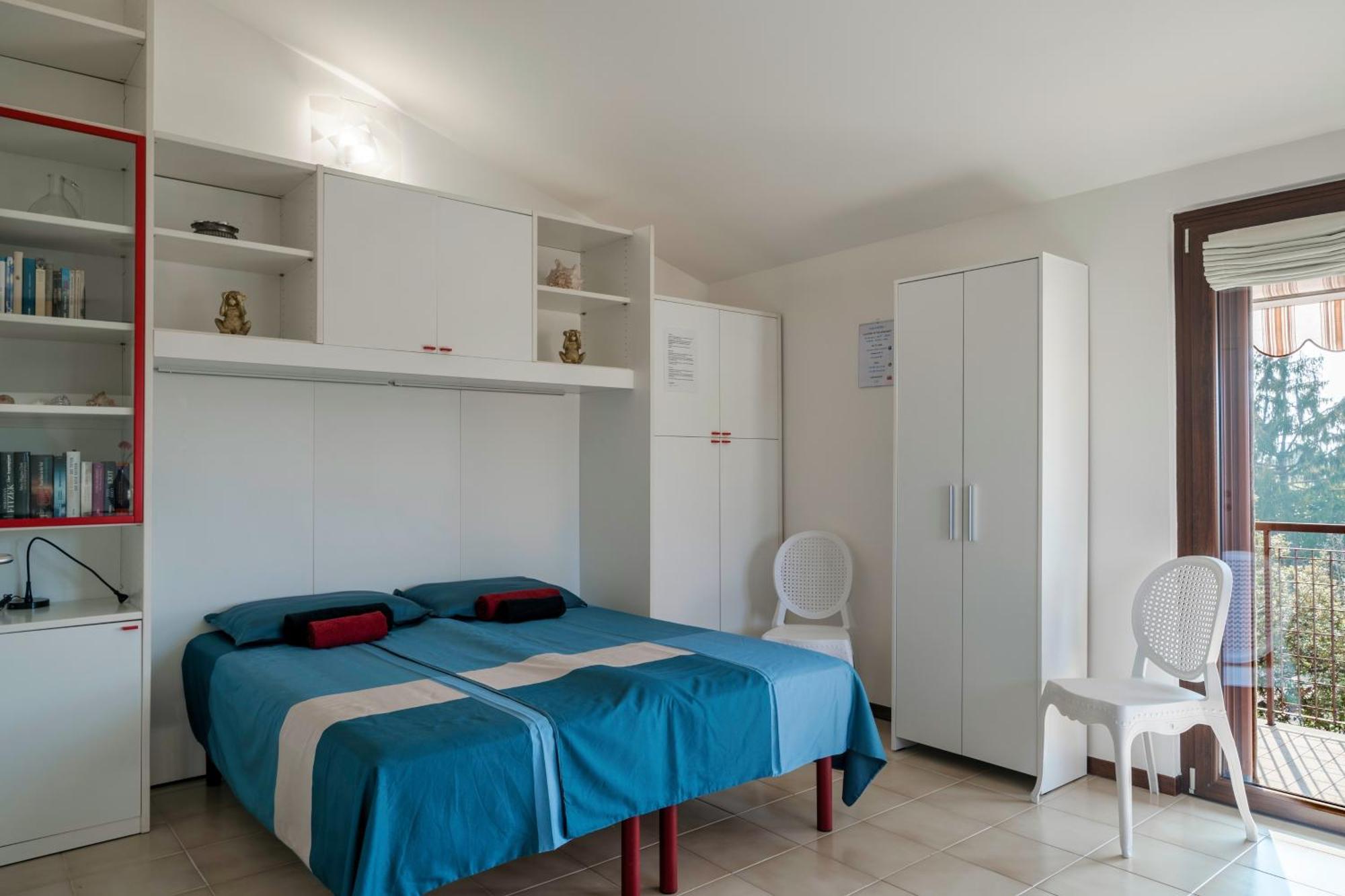 Casa Lugana 15 - Monolocale Con Piscina Fronte Lago Сірміоне Екстер'єр фото